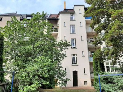 1. Monat Kaltmietfrei! Inklusive EBK und Balkon