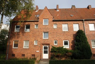 +++ Tolle 2,5 - Zimmer-Wohnung in der Selenter Straße +++