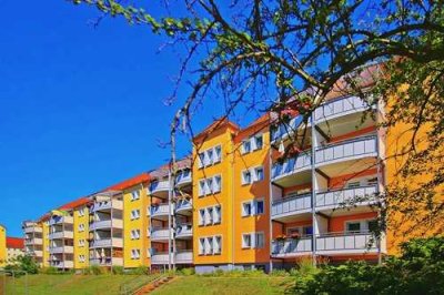 ERSTBEZUG - Familienwohnung in bester Lage mit Balkon :-)