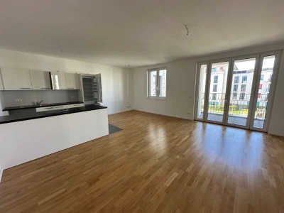 4-Zimmer-Wohnung mit Einbauküche!
