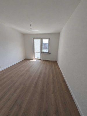 Gut angebundene & renovierte 2-Zimmer Wohnung in Aachen Forst