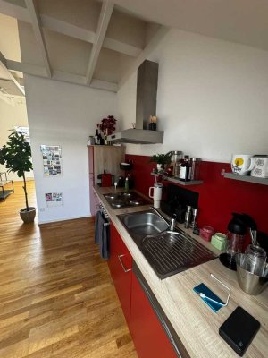 Helle 2.5 -Zimmer-Dachgeschosswohnung im Zentrum von Bonn