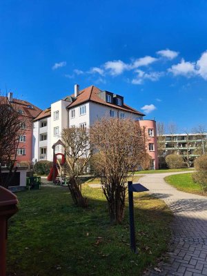 Wir haben Ihr Zuhause! Hoch oben, gemütliche   2-Zimmer Maisonettewohnung!