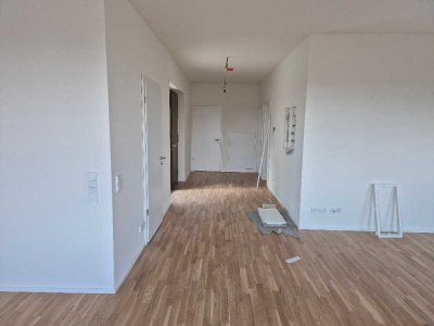 NEUBAU - helle Wohnung mit Dusche und Badewanne