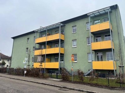 Neuwertige, sonnige 2-Zimmerwohnung mit Balkon!