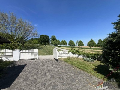 Herein, herein! Mein neues Eigenheim! Panoramablick und Ruhelage auf 1000 m²!