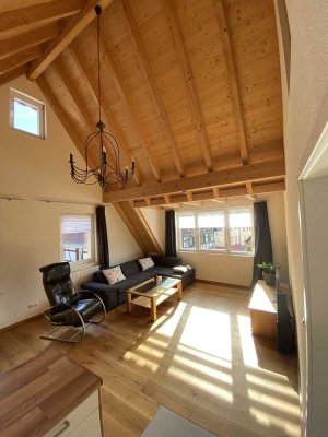 Stilvolle 4-Zimmer-Maisonette-Wohnung mit gehobener Innenausstattung in Remchingen