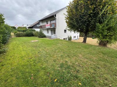 1-2 Familienhaus mit über 230 m² Wohn,- Nutzfläche und 1000 m² Grundstück in Taunusstein-Wehen
