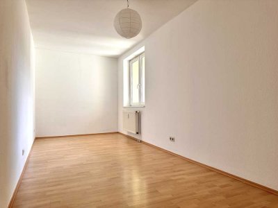 3-Zimmer-Wohnung, sehr*günstiger*Preis, WG geeignet