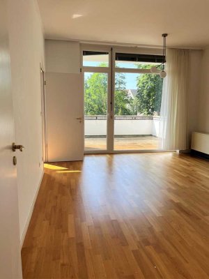 Villa im Zooviertel bietet ruhiges Wohnen im 1. OG mit neuem Duschbad, Parkett, EBK, gr. Südblk + TG