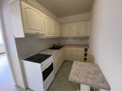 Sofort einziehen! 2-RW mit Einbauküche!