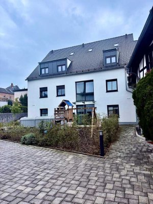 Luxuriöses Penthouse mit 5 Zimmern und Balkon in Wiesbaden-Bierstadt