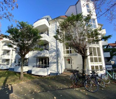 Geschmackvolle 2-Zimmer-Wohnung mit zwei Balkonen in Bonn- Beuel (sofort beziehbar)