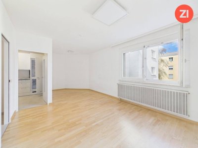 Renovierte 1- Zimmer Wohnung am Froschberg mit Tiefgaragenparkplatz