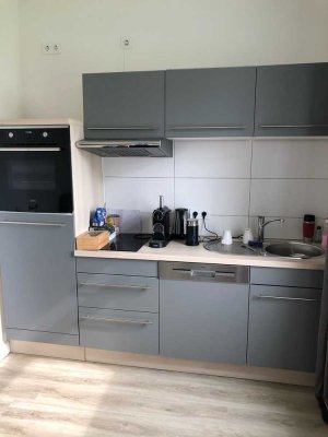 375 € - 49 m² - 2.0 Zi.