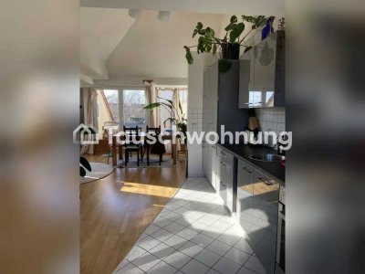 Tauschwohnung: Sonniger Dachgeschosstraum mit Dachterrasse