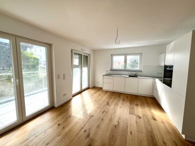 Lichtdurchflutete Neubau-Wohnung mit Balkon in idyllischer Lage in Neu-Anspach | Erstbezug
