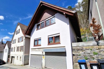 Ein Grundstück, 3 Gebäude, bis zu 5 Wohneinheiten, davon 3 vermietet