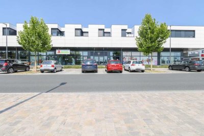 Traumhaft wohnen im "Hubland-Center" -  4-Zi-Wohnung mit Loggia und TG-Stellplatz!