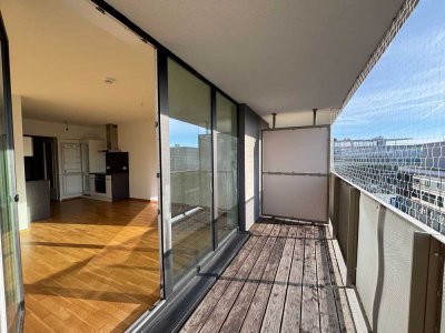 Frei ab 01.08. * Top 1-Zi.-Whg. mit Balkon & EBK *  TG-Stellplatz möglich