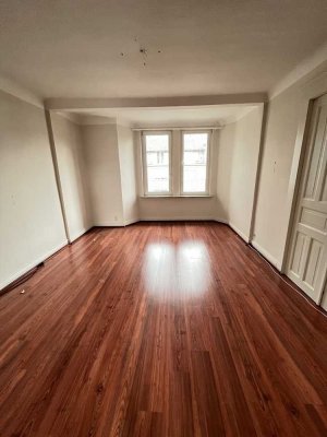 Zentral gelegene 3 Zimmer Wohnung zum 16.03.2026