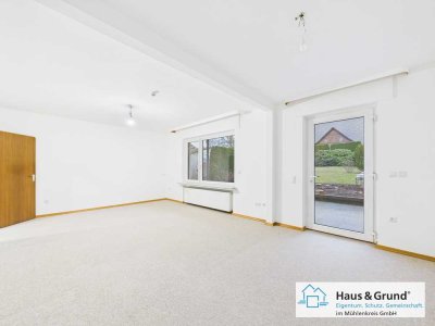 Gepflegte 3-ZKB Erdgeschosswohnung mit Garten und Garage