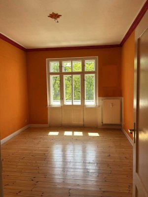 Sehr schöne 5 Zimmerwohnung in Karlshorst ! Provisionsfrei !