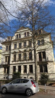 Charmante 2-Zimmer Wohnung im 3. OG in Dresden Striesen-Ost