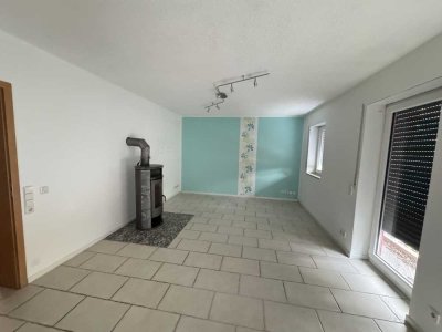 Stilvolle 2-Zimmer Einliegerwohnung mit gehobener Innenausstattung und EBK in Reichartshausen