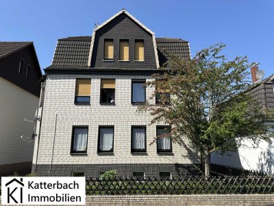 Gepflegtes Dreifamilienhaus mit 2 Garagen in Seesen am Harz