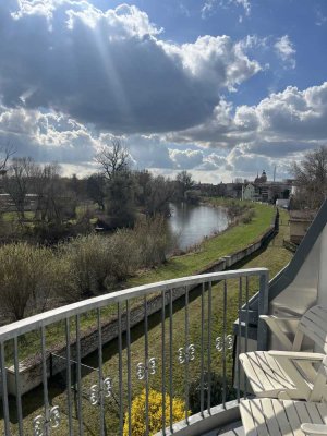 4 Zimmer Wohnung mit traumhaftem Blick über die Mulde