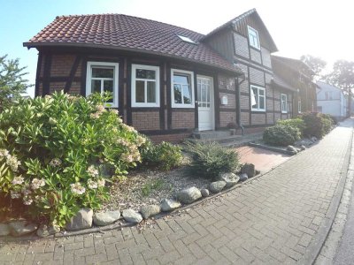 Mehrfamilienhaus 3 WE–Provisionsfrei v. prv  Top gepfl., voll vermietet, hervorragende Kapitalanlage