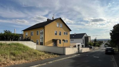 Helle 3-Zimmer Wohnung mit Balkon und Stellplatz in Volkach