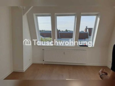 Tauschwohnung: Modernisierte Dachgeschosswohnung in zentraler Lage