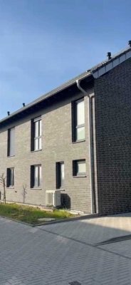 Direkt vom Bauträger Ihr neues Zuhause – moderne Doppelhaushälfte in Heinsberg!