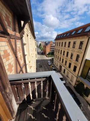 ❄️ Sonniger Balkon I sanierte 3-Raumwohnung I Einbauküche & Tageslichtbad mit Dusche ❄️
