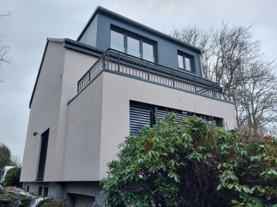 Exklusive Maisonette-Wohnung – Erstbezug nach Umbau – Terrasse, Gartenanteil