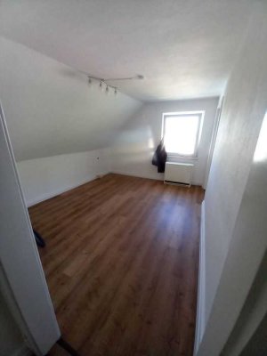 kleine gemütliche 3 ZI DG Wohnung Schwörstadt
