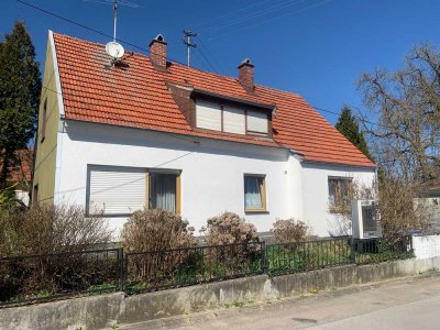 Günstiges 6-Zimmer-Einfamilienhaus in 86554 Pöttmes, Kellerweg 22