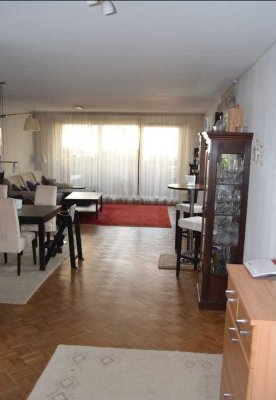 Freundliche 4-Zimmer Wohnung an der Mathildenhöhe