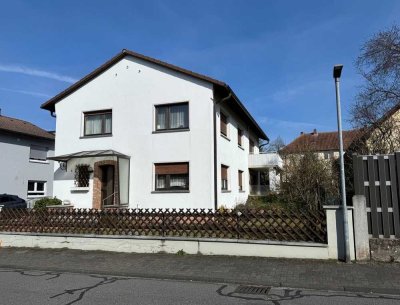 Privatverkauf: Freistehendes 1-2 Familienhaus in Bensheim meistbietend zu verkaufen - ab 550.000 EUR
