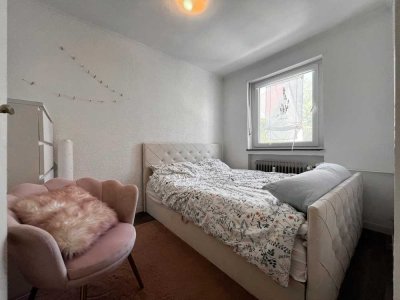KL - Nähe Klinikum/FH, 1,5 Zimmer, Einbauküche, Badezimmer mit Dusche