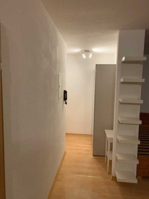 Stilvolle, gepflegte 1-Zimmer-Erdgeschosswohnung, möbliert und mit EBK in Kulmbach
