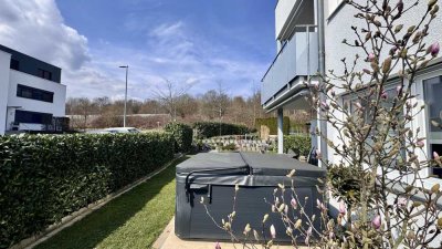 Lindenhöhen Ulm: Ruhige Gartenwohnung mit Alpenblick – Mähroboter & Wallbox inklusive