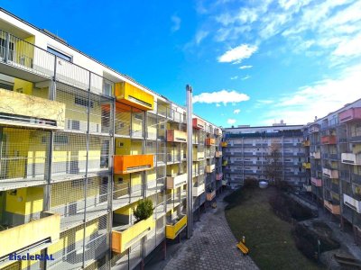 tolle 2 Zimmer - große Loggia - extra Küche - voll möbliert - zzgl. Heizung