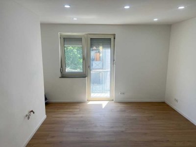 Kernsanierte 2-Zimmer-Wohnung mit Wohnküche & Balkon