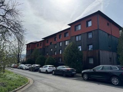 Frisch renoviert: Charmante 1 Zimmer-Wohnung mit Balkon