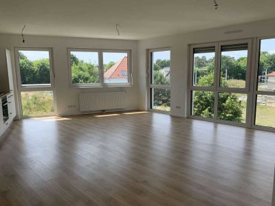 Exklusive Dachterrasse - Hohen Neuendorf - Kombination aus urbanem Lebensstil und naturnahem Wohnen!