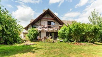 Sehr ruhig gelegen: Gemütl. EFH mit 2 Bädern & Kamin | Südterrasse + Loggia | gr. Grdst. | Garage