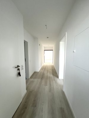 Geräumige 3-Zi.-Wohnung mit top Ausblick (Erstbezug)